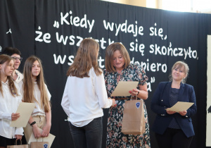 Wręczanie nagród w konkursie literackim
