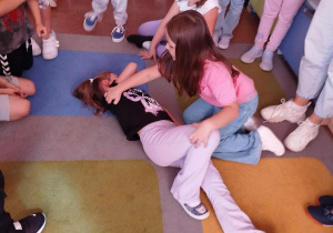 Zajęcia edukacyjno-praktyczne w 1a Pierwsza Pomoc
