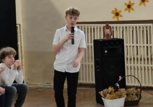 Uczeń podczas apelu