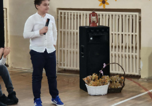 Uczeń podczas apelu