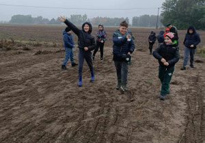 Od ziarenka do bochenka - klasa 2b i 3a na wycieczce
