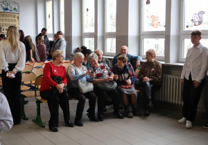 Odwiedziny seniorów.