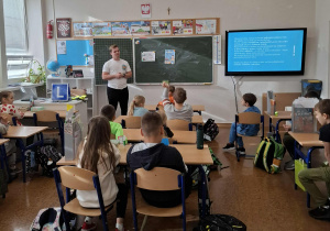 Uczniowie podczas lekcji