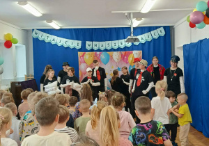 Teatralna podróż pełna radości już za nami!