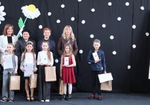 Laureaci w kategorii I-III w konkursu recytatorskiego