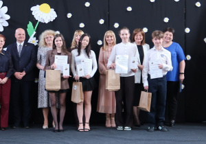 Laureaci w kategorii VII-VIII w konkursu recytatorskiego