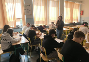 Wsparcie w wyborze przyszłości – spotkanie klasy 8a