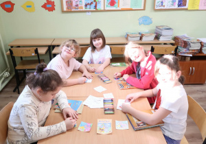 Dzieci w bibliotece