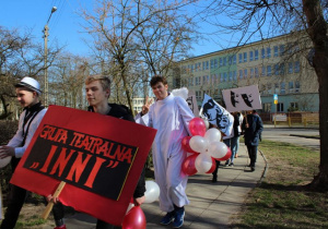 Happening z okazji Międzynarodowego Dnia Teatru