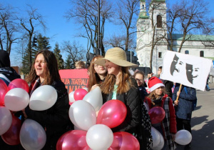 Happening z okazji Międzynarodowego Dnia Teatru