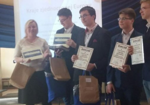 Jakub Kosz wygrywa konkurs wiedzy o Zjednoczonej Europie